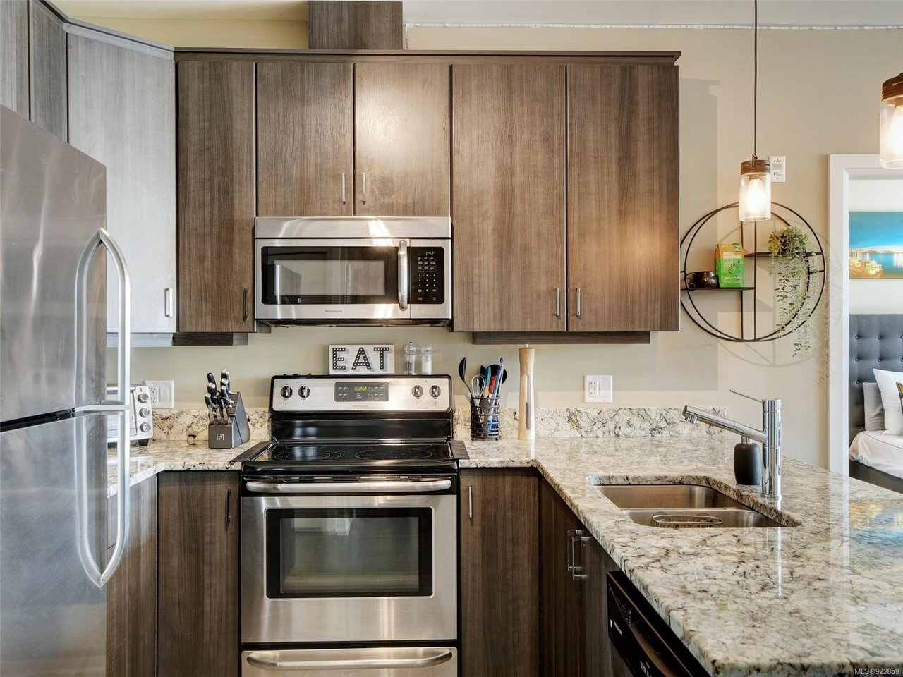 312-1145 Sikorsky Rd