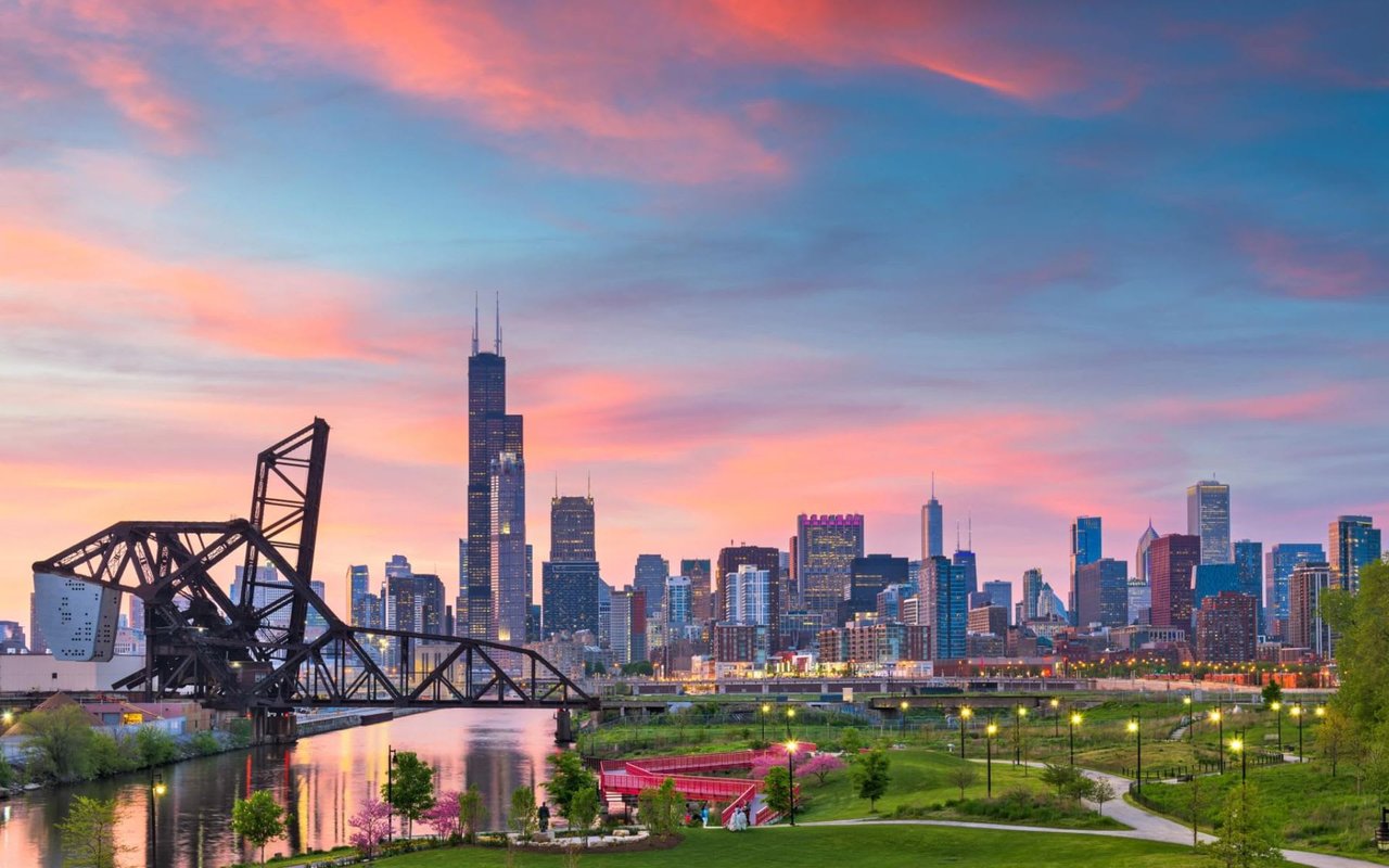 The 2022 / 2023 Chicago Real Estate Report