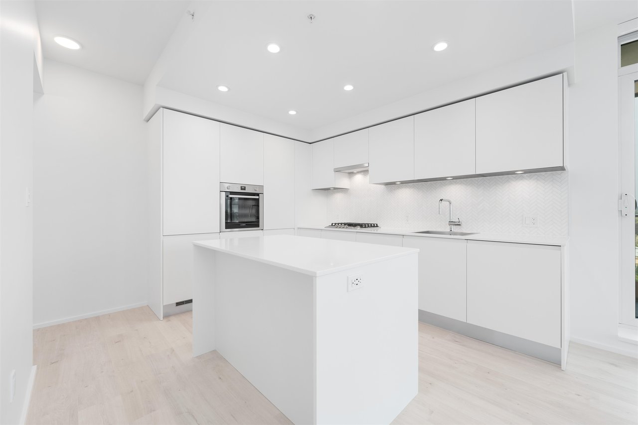 2001-3809 Evergreen Pl