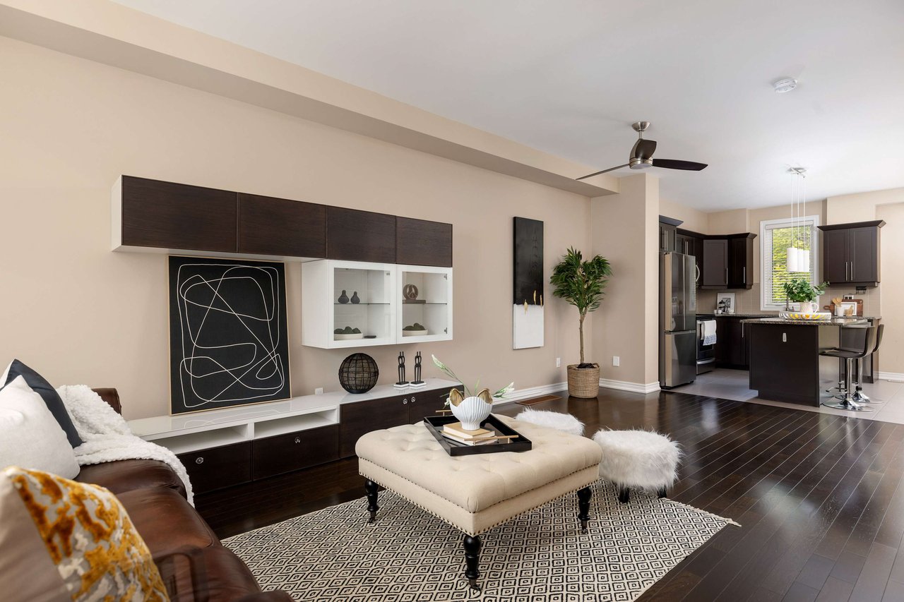 14-4165 Upper Middle Road Unit: 14