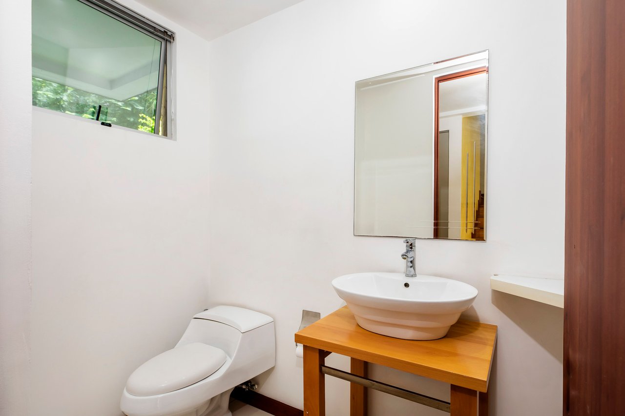 Contemporary Terrace Townhouse, Santa Ana, San Jose