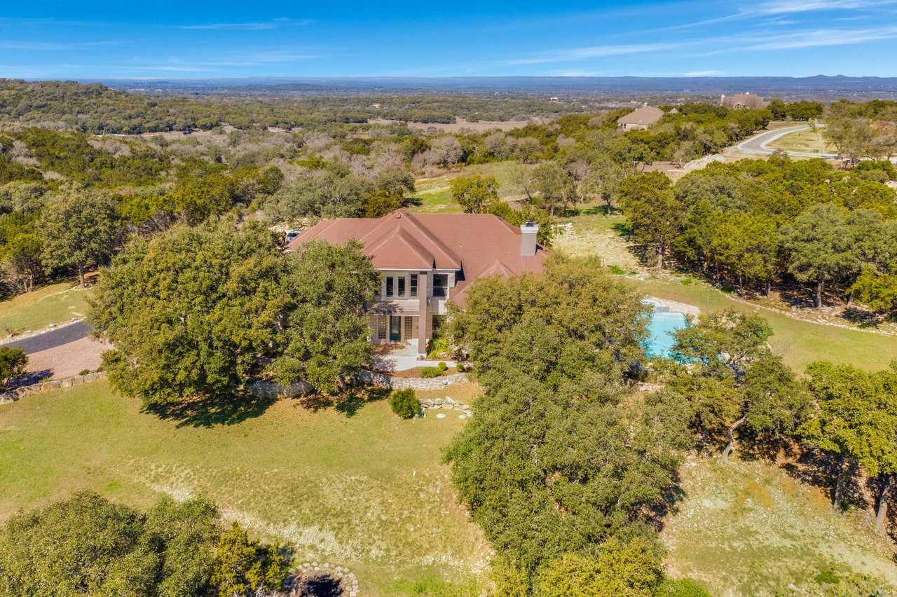 910 Windmill Ranch 