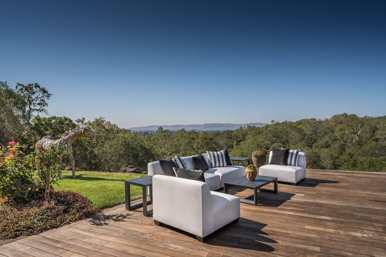 Quarry Hill Road, Sonoma