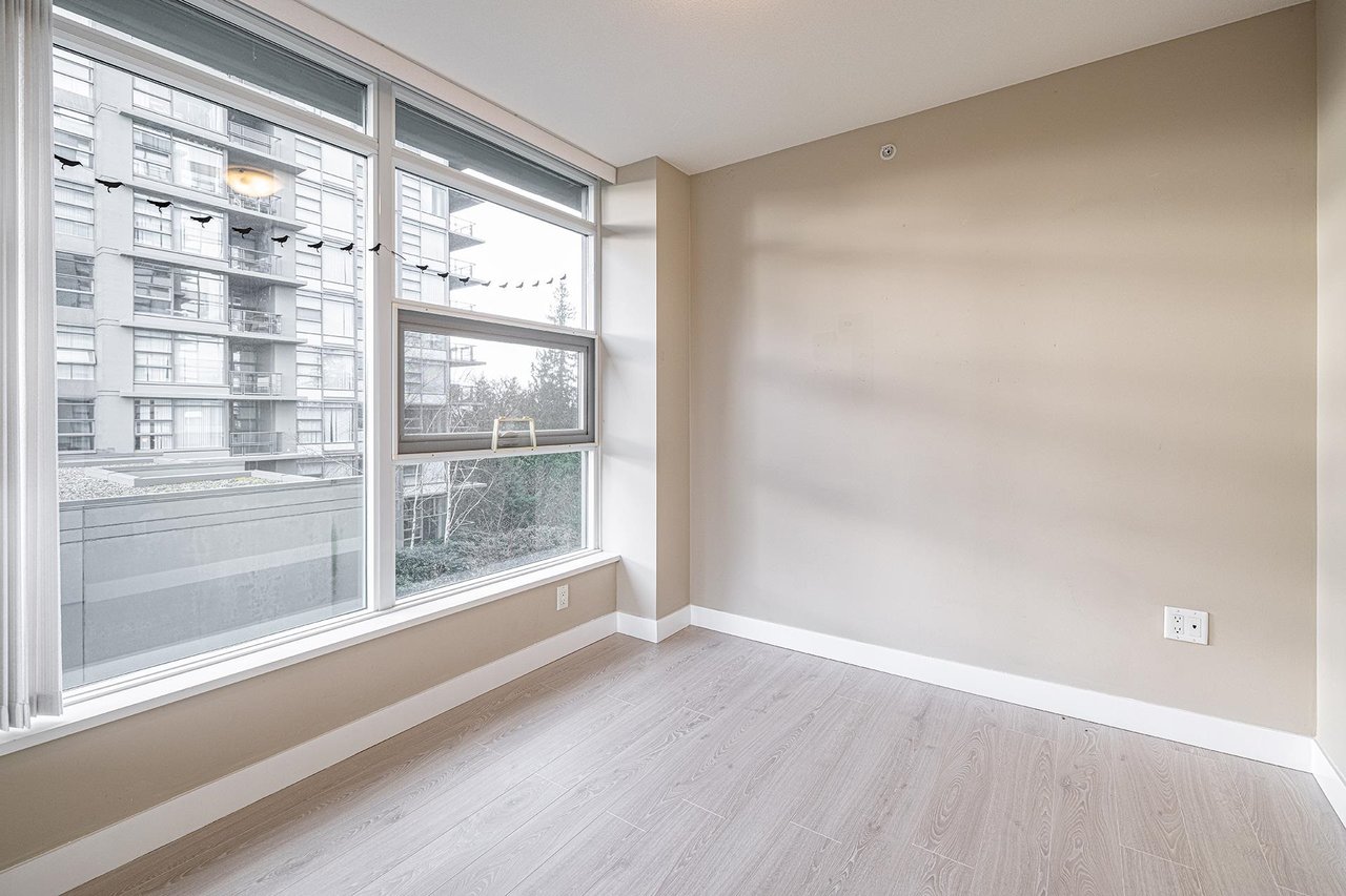 507-9222 University Cres