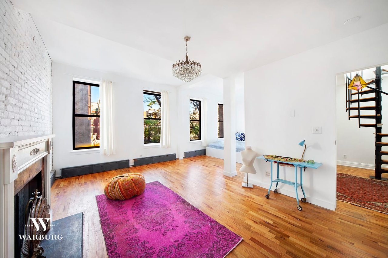 307 E 8th St, #5C6C
