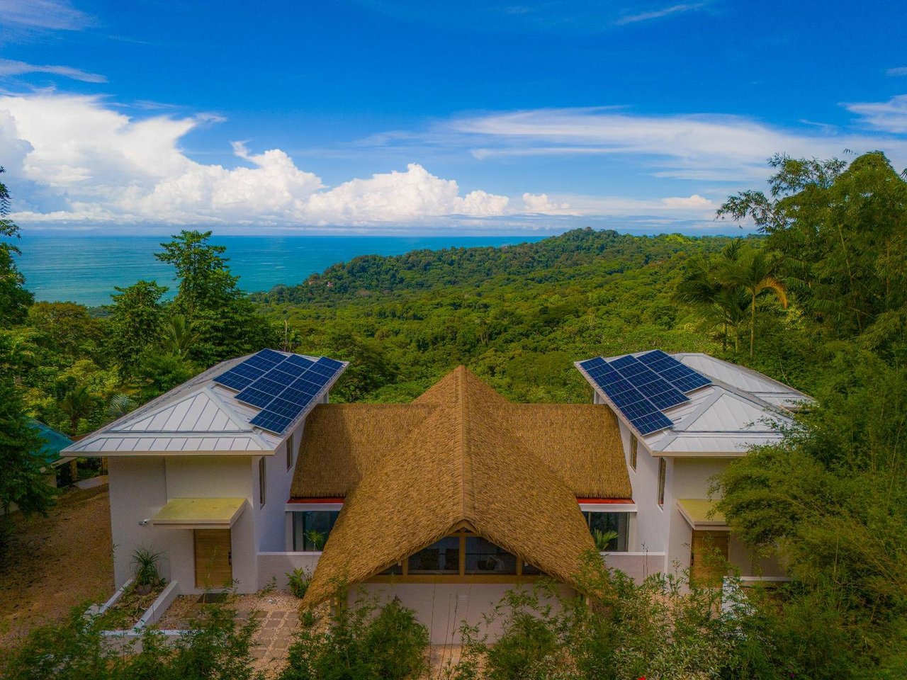 Private Sunset View Compound, Dominical, Puntarenas