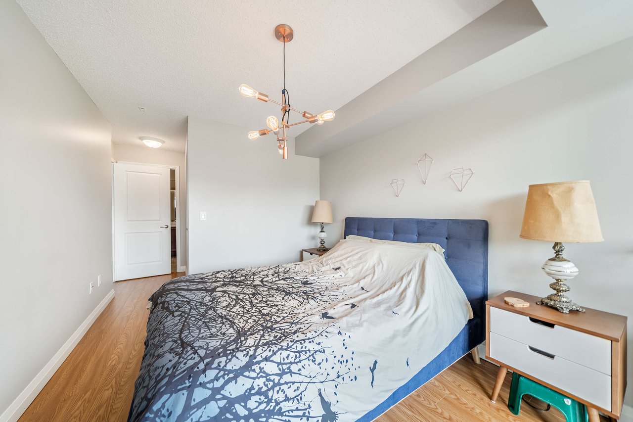 15 Stafford Street #401