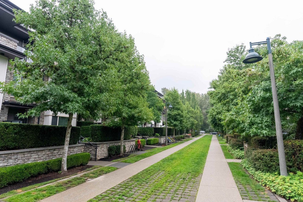 307-7478 Byrnepark Walk