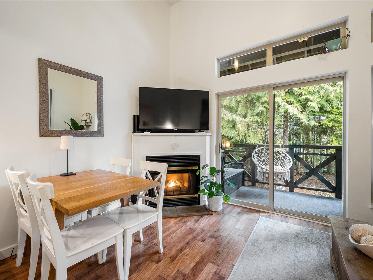 209-3070 Hillcrest Drive, Whistler