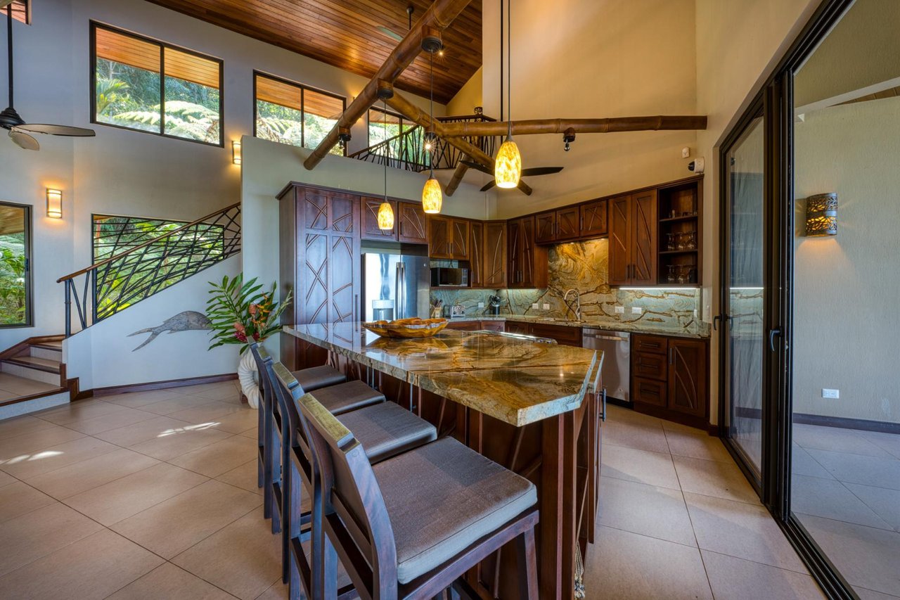 Modern Ocean View Rainforest Estate, Dominical, Puntarenas