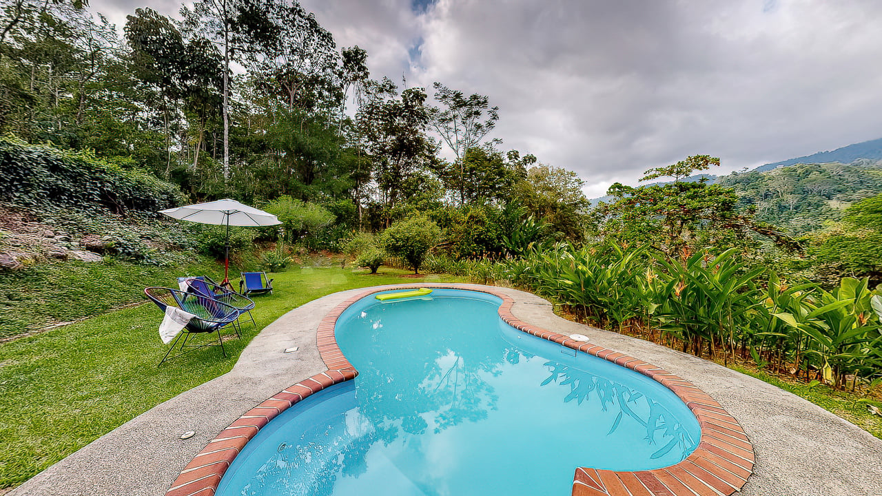 A Tranquil Haven: Prime Investment Opportunity in Uvita's Lush River Enclave