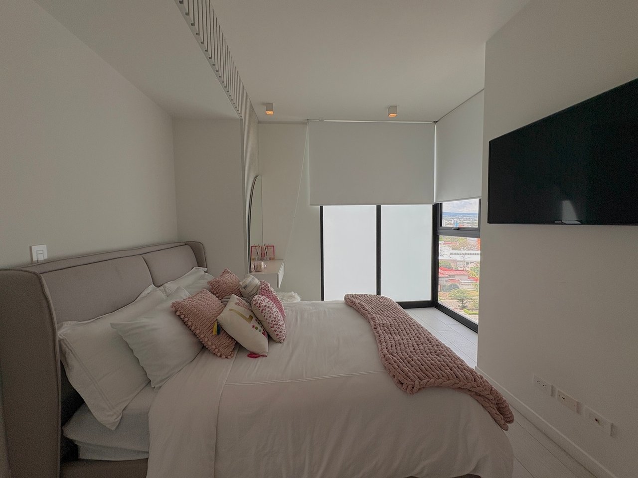 High Floor City View Residence, Sabana and Rohrmoser, San Jose