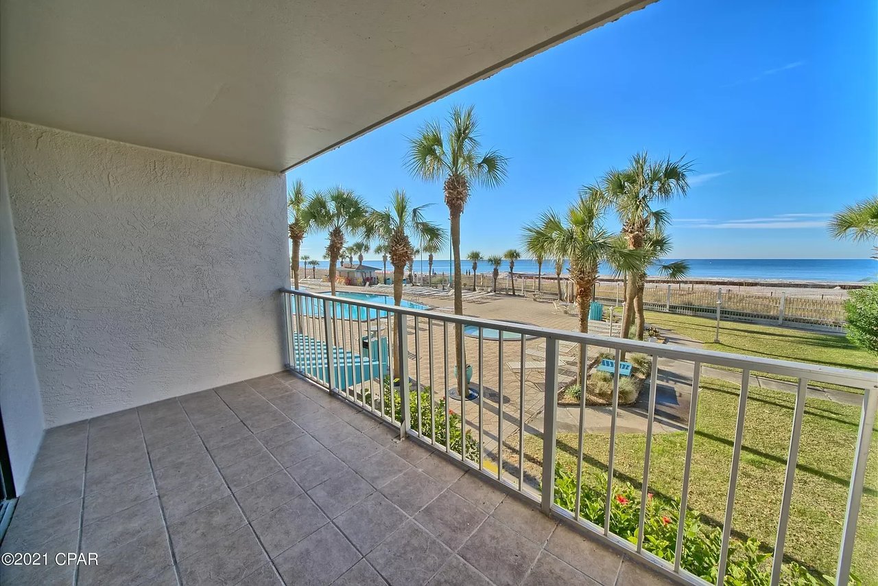 8743 Thomas Drive Unit 209
