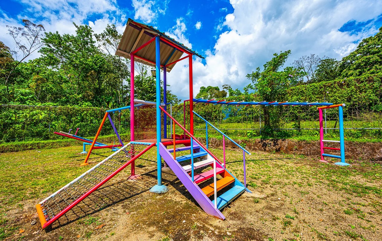Ready To Build Lot In Gated Community, Lake Arenal, Alajuela