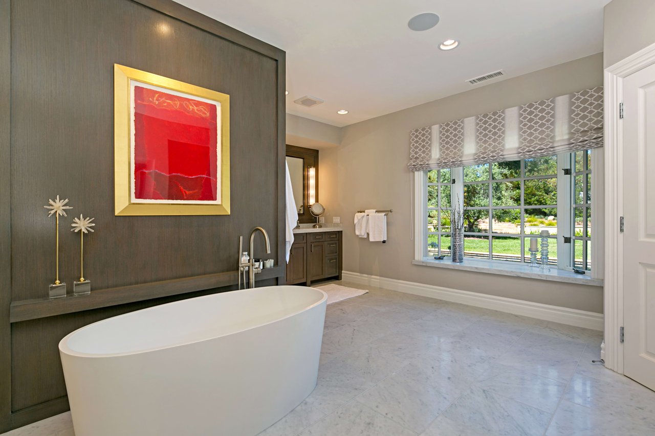 16748 Avenida Arroyo Pasajero
