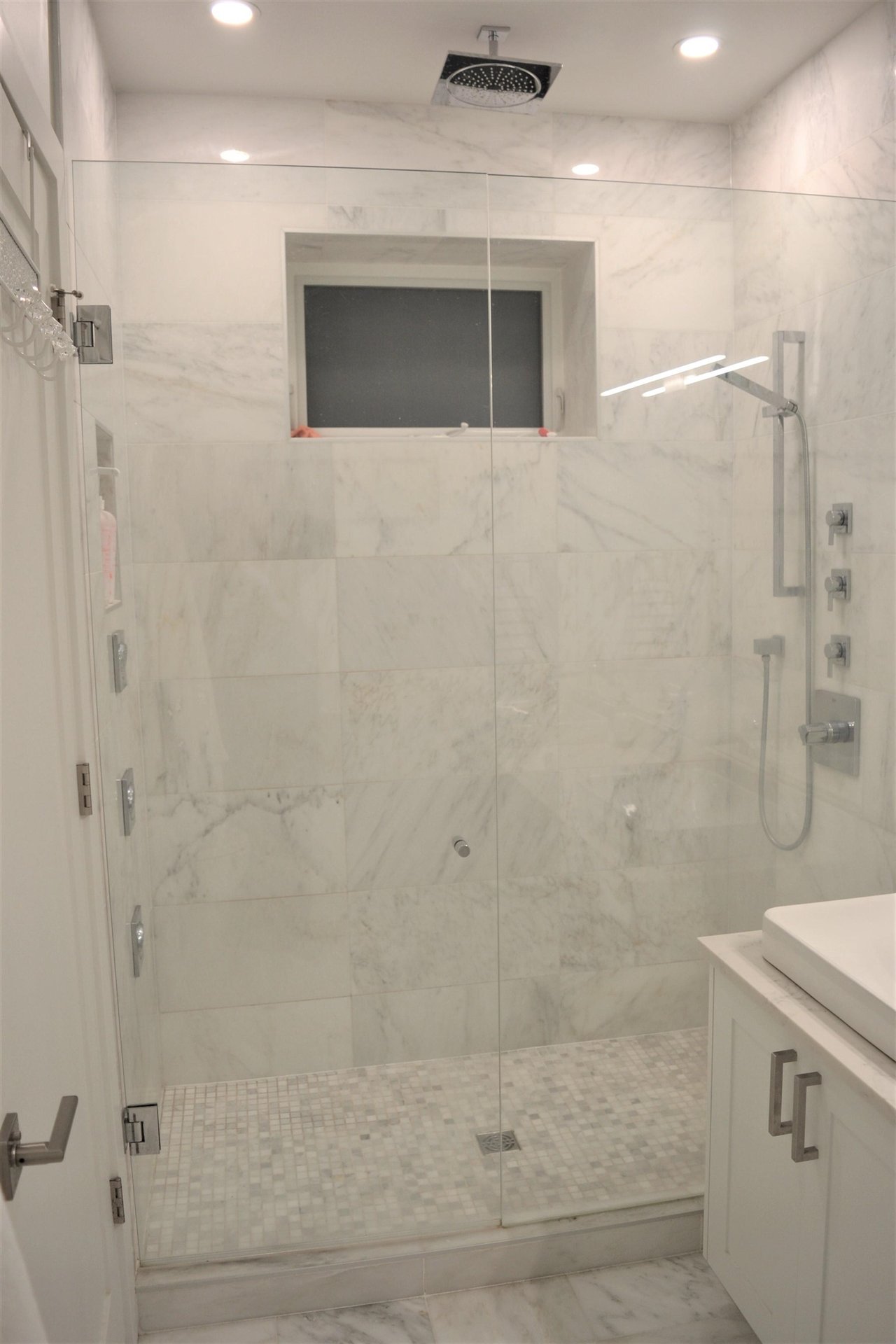 2519 W 8th Avenue, Vancouver