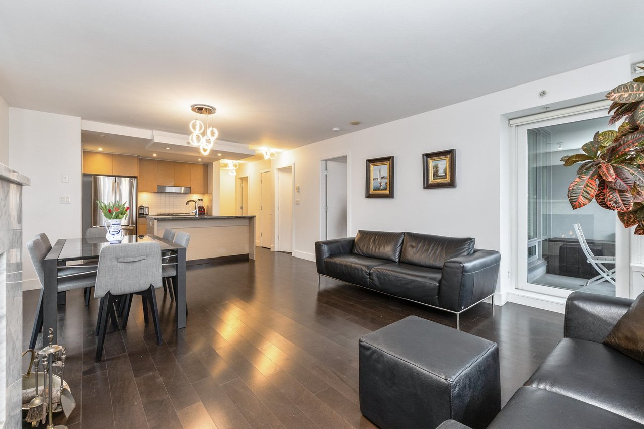 503-1530 W 8th Ave
