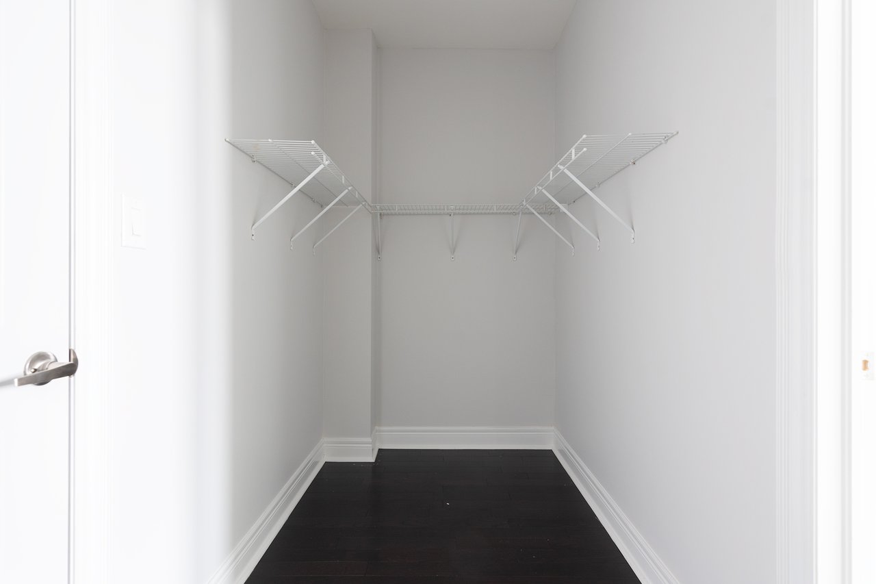 THREE-STOREY EXECUTIVE TOWNHOME