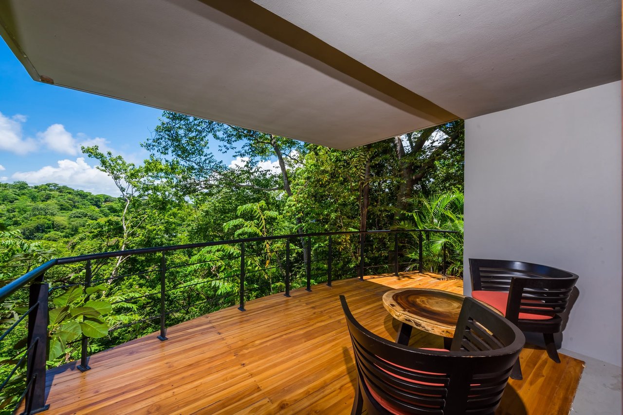 La Libertad | Near the Coast House For Sale in Papagayo