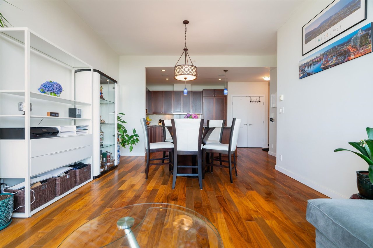 2706-280 Ross Dr