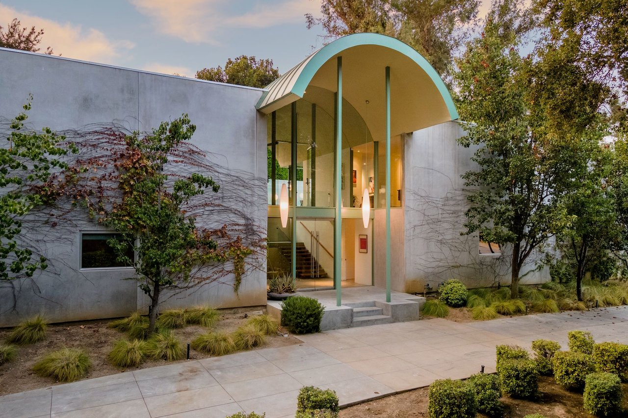 Gated Modernist Mid-Century, Circa 1963