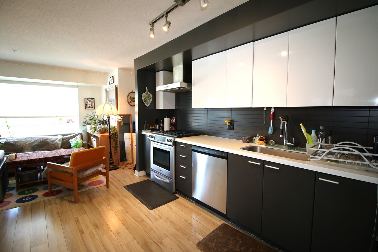 311-2888 E 2nd Ave