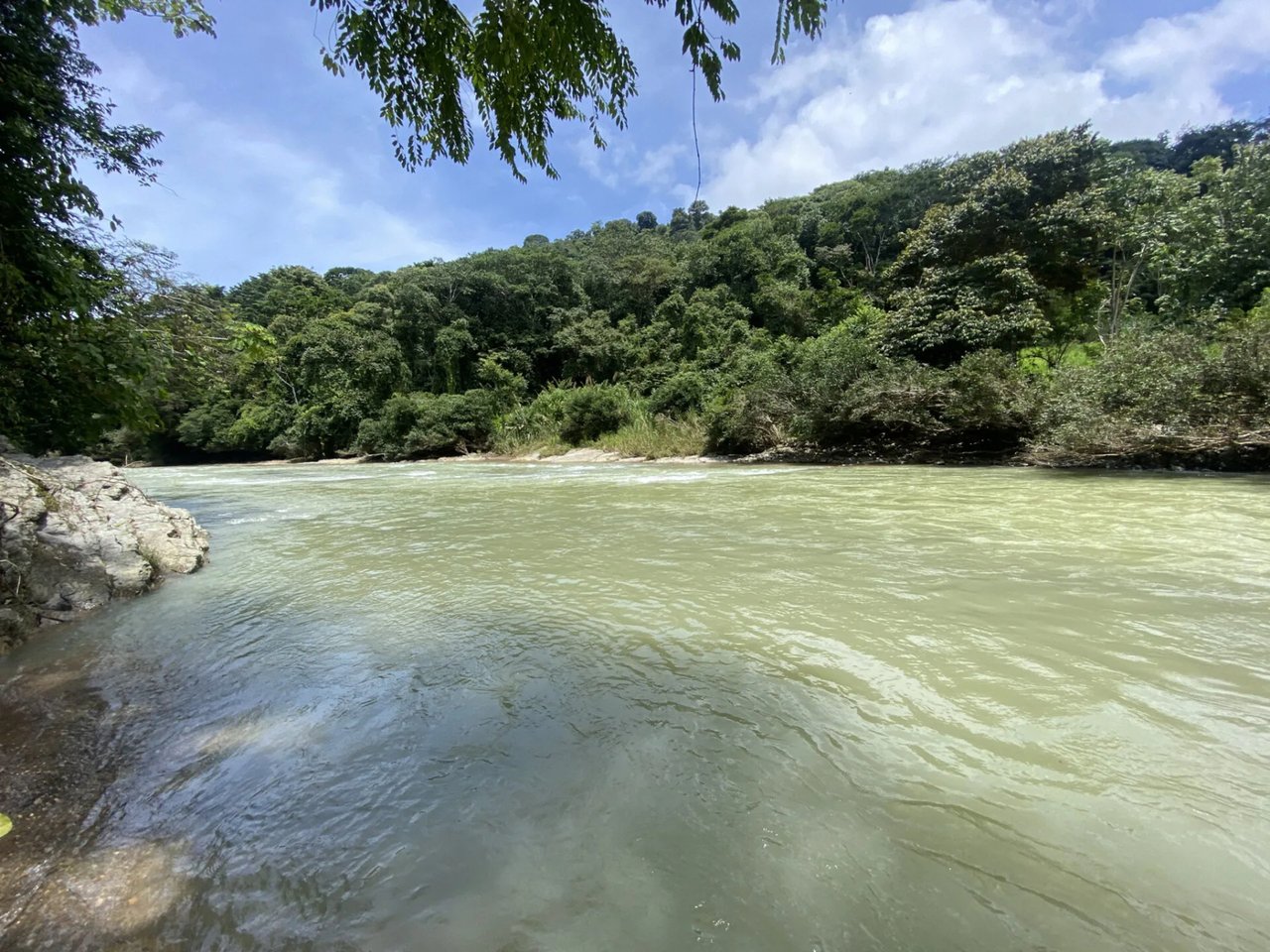 Ocean View Riverfront Acreage, Dominical, Puntarenas