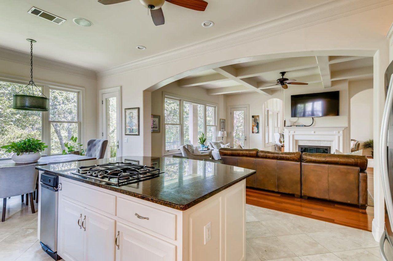 2213 Warbler Way