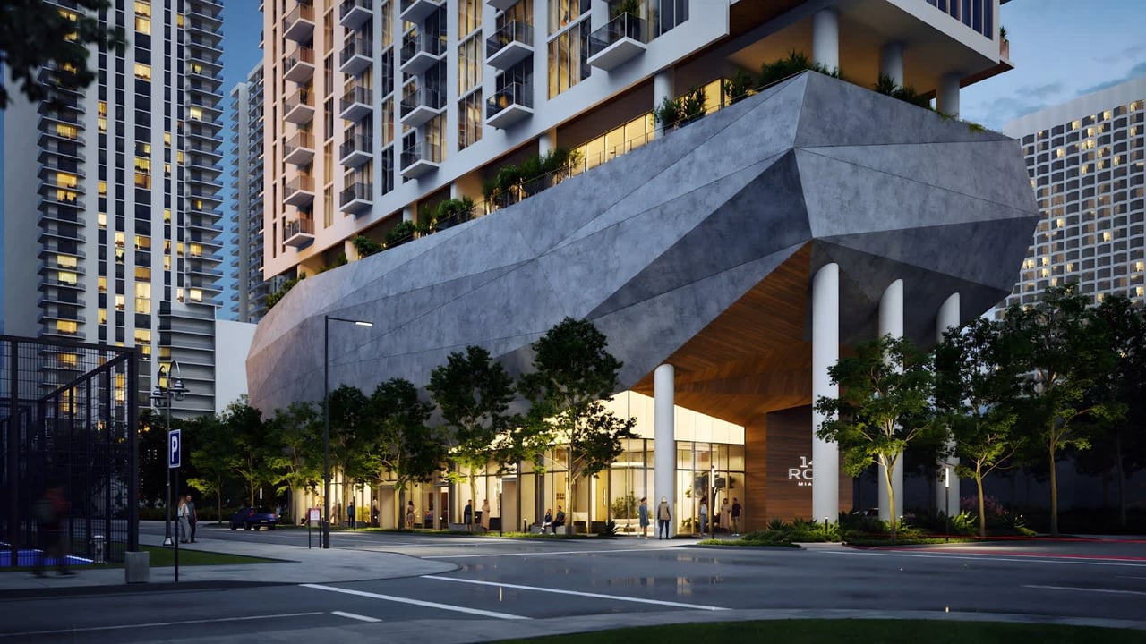 July 2024 - Developer Launches 32-Story Condo in Downtown Miami, Set for Completion in 2027