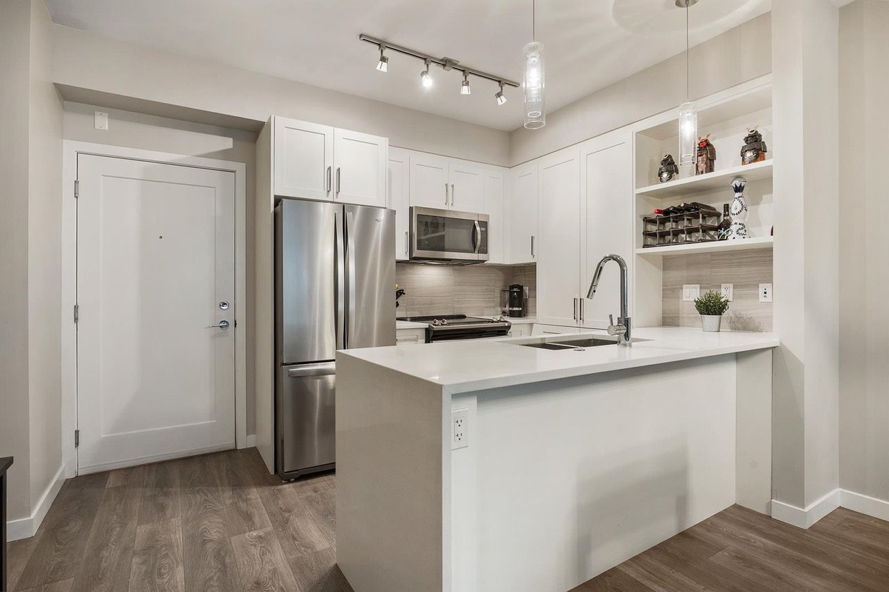 E106-20211 66 Ave
