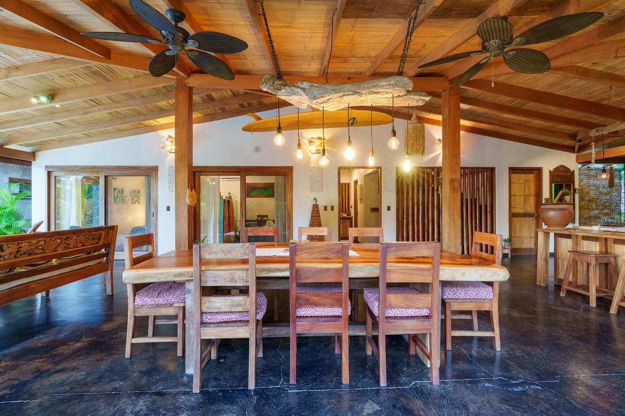 Balinese Vacation Rental Estate, Santa Teresa, Puntarenas
