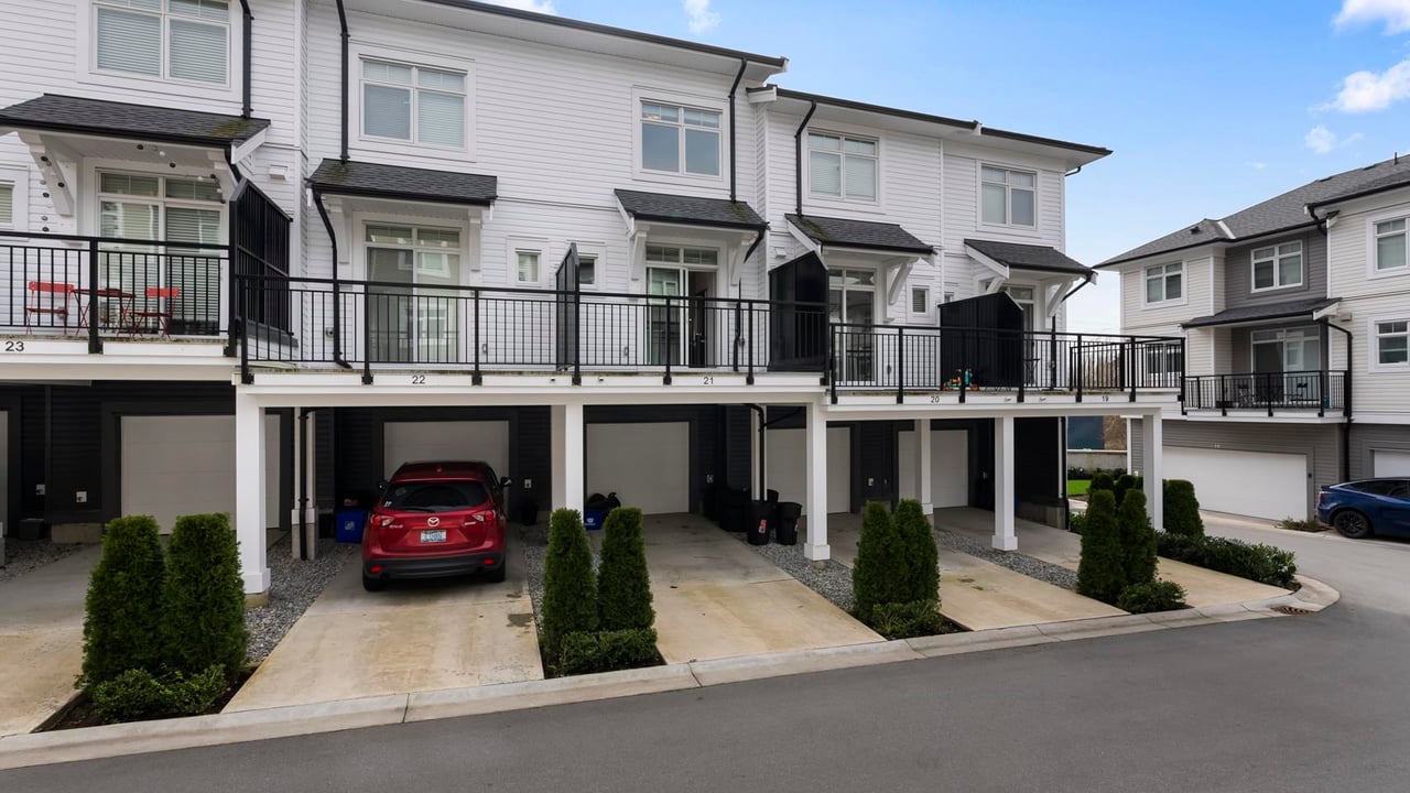 21-2070 Oak Meadows Dr