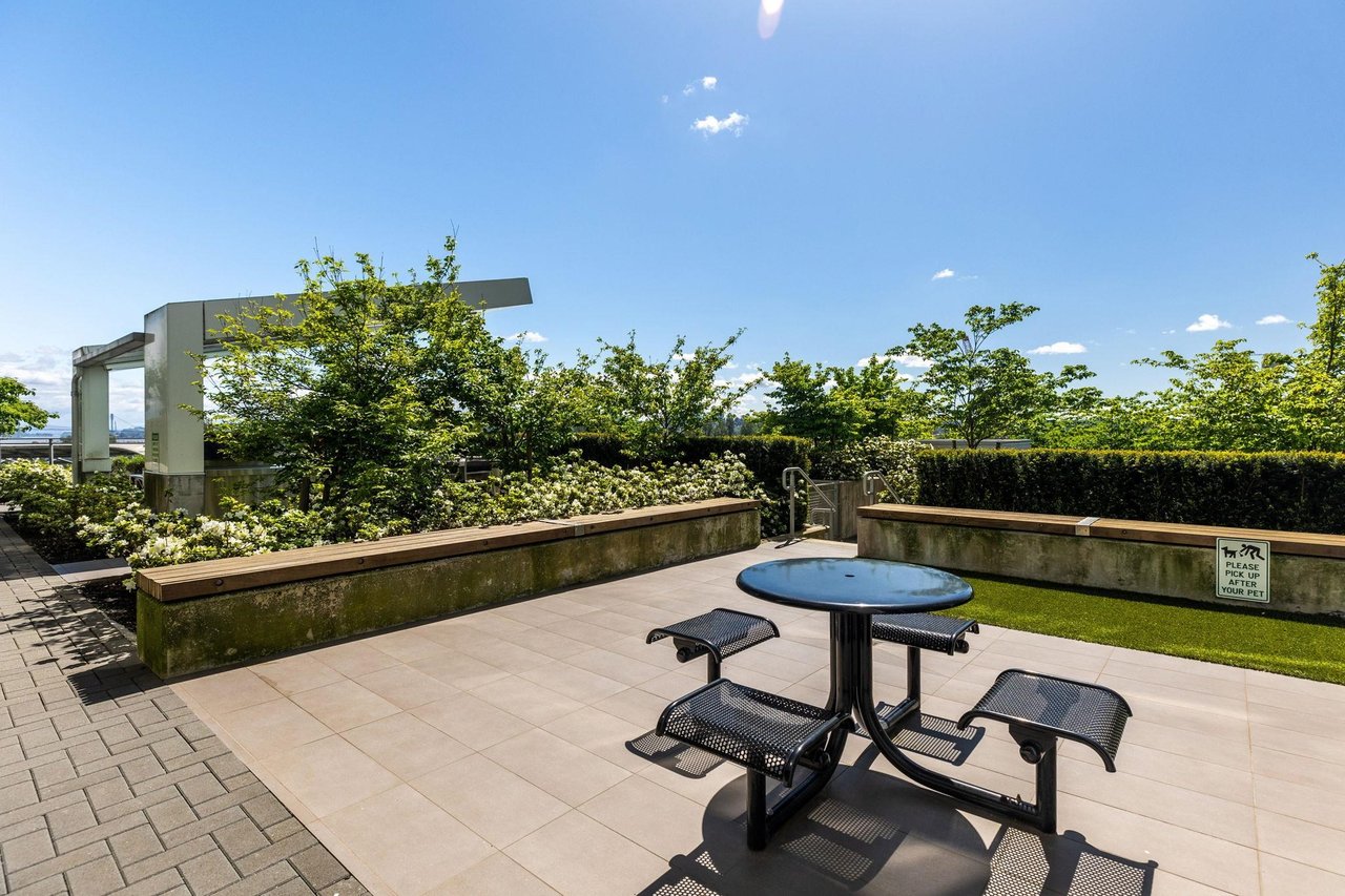 1602-258 Nelson's Court, New Westminster
