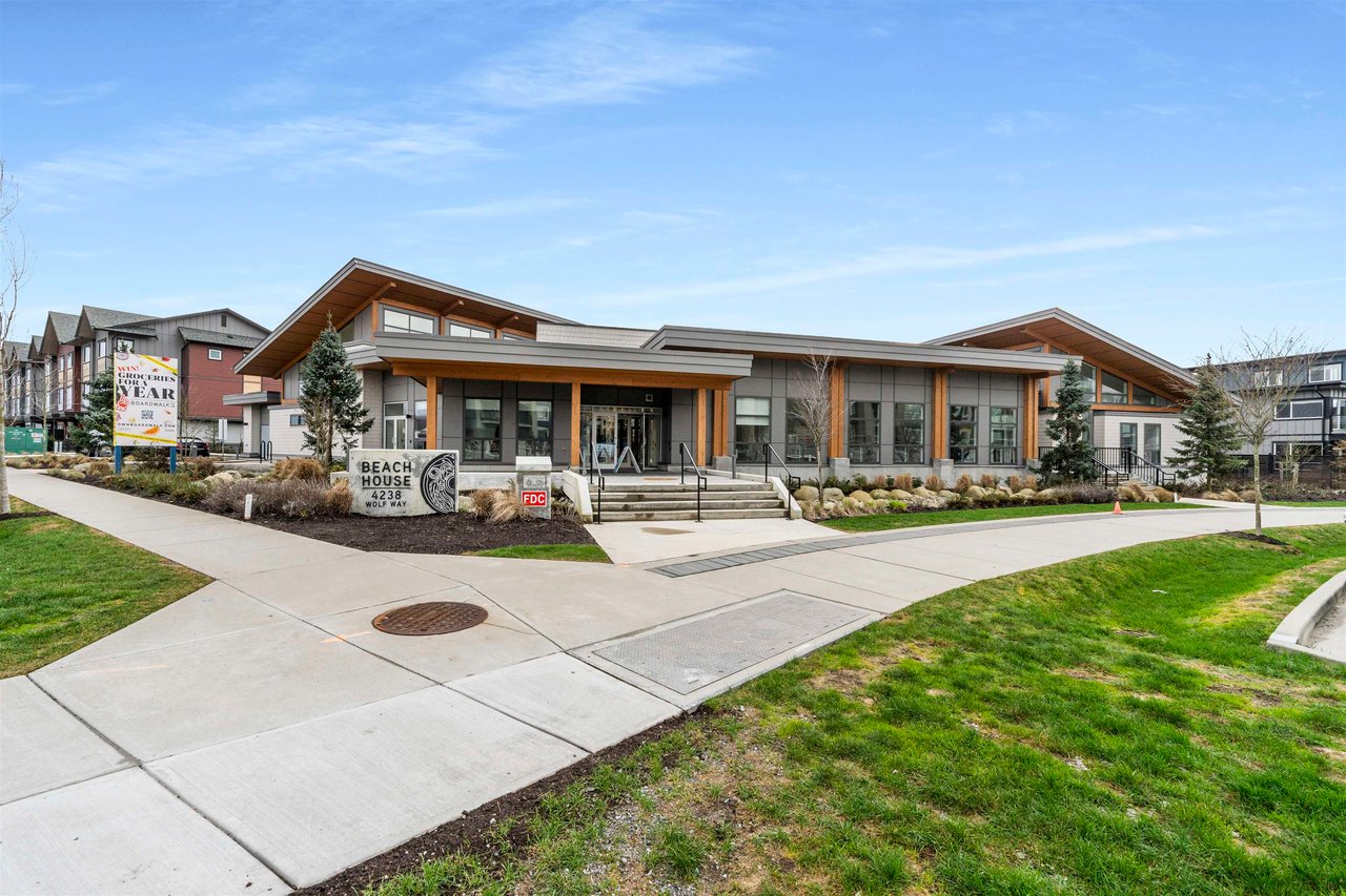 22-4408 Cormorant Wy