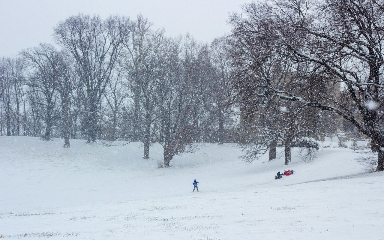 10 Best Sledding Hills in Indy