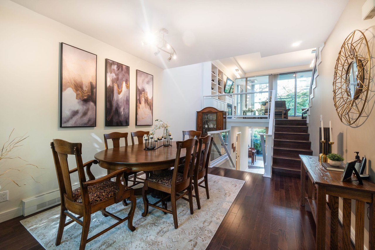 1233 Alberni St