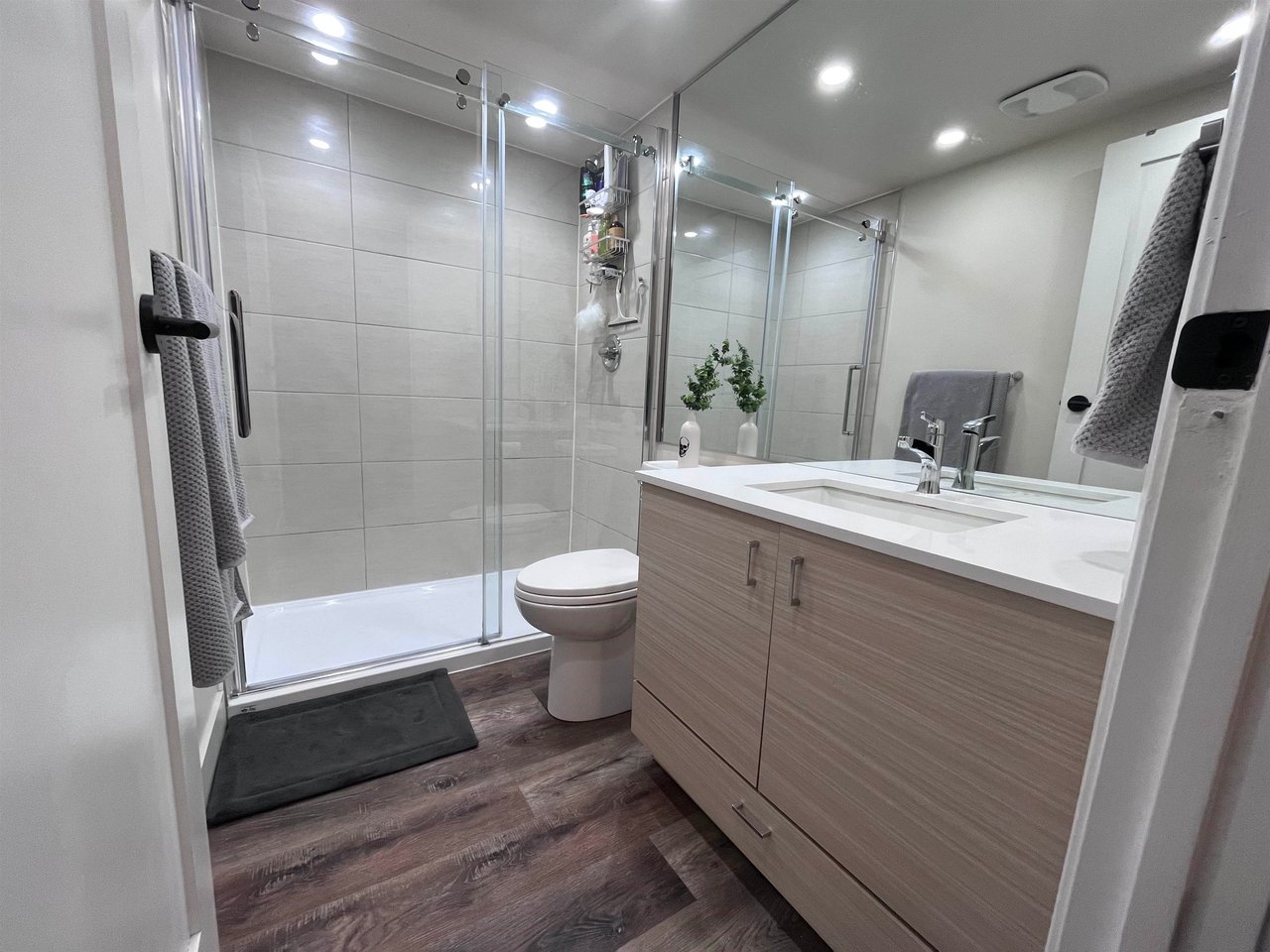 100-2021 Karen Cres