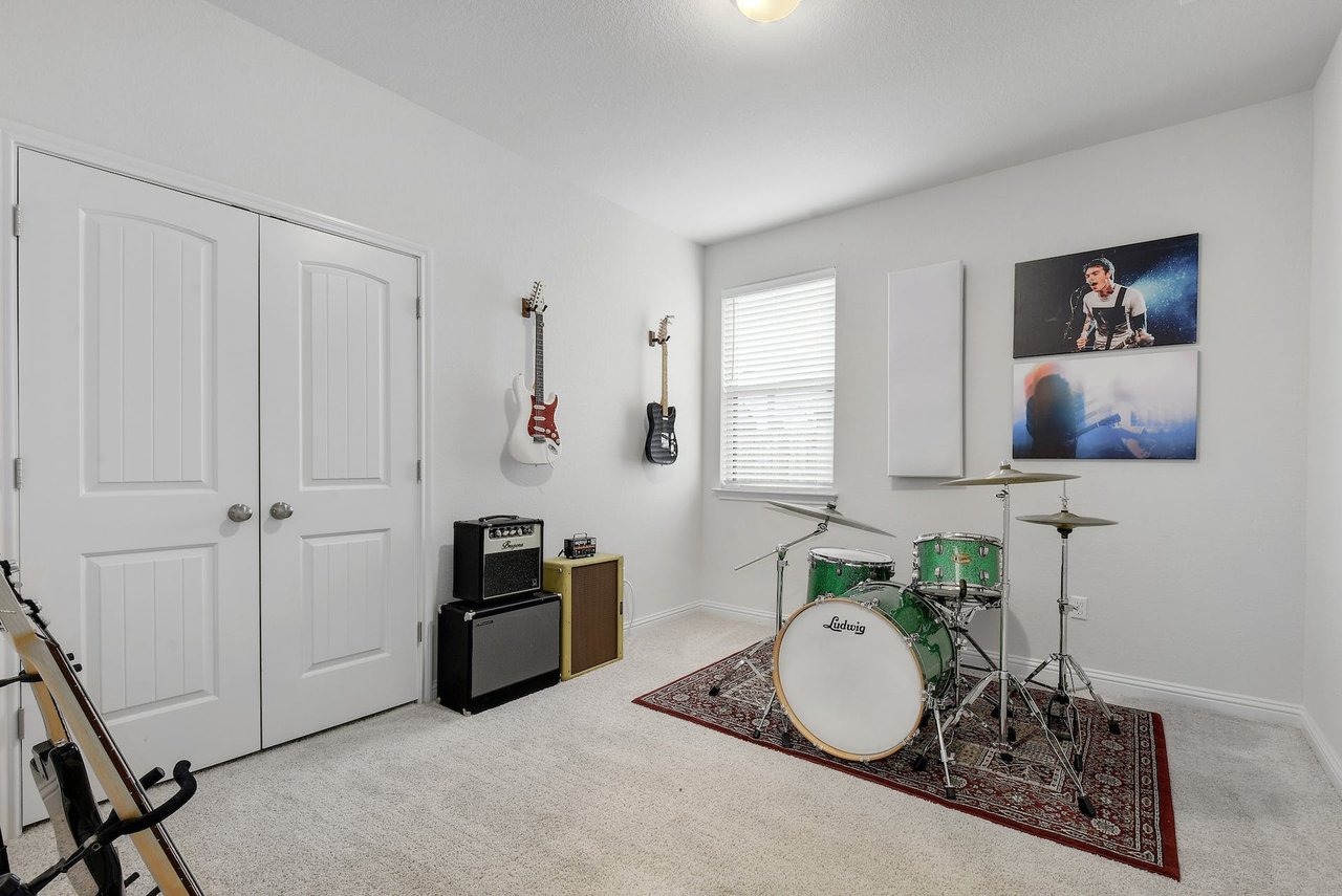 8206 Dampton Ln, Austin, Texas 78744