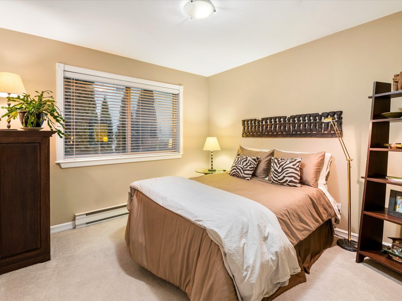 1014 Wenda Pl