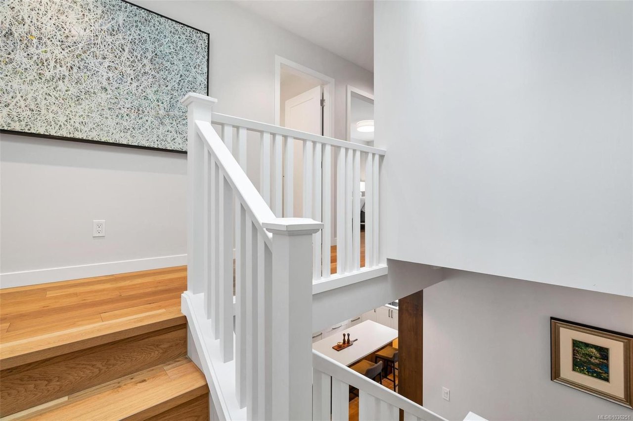 1034 Pentrelew Pl