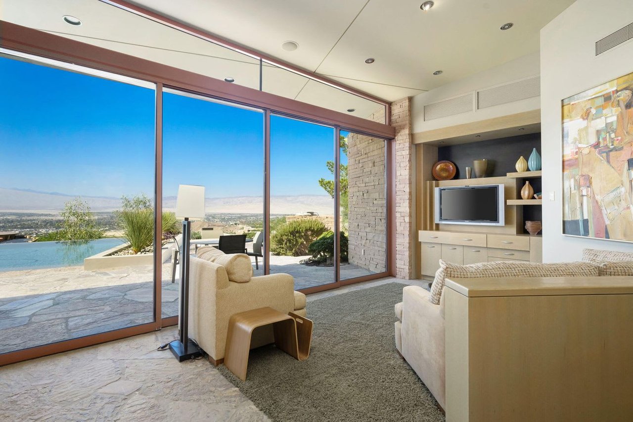 45 Sky Ridge Rd