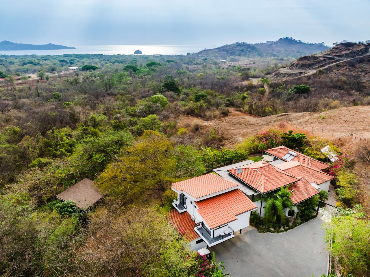 Casa Amor De La Vida | OceanView Estate with Ample Privacy in Gated Community