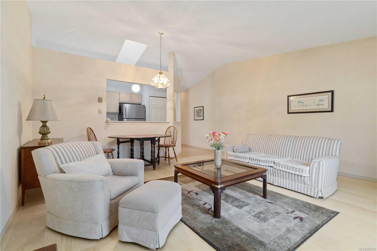 2-2600 Ferguson Rd