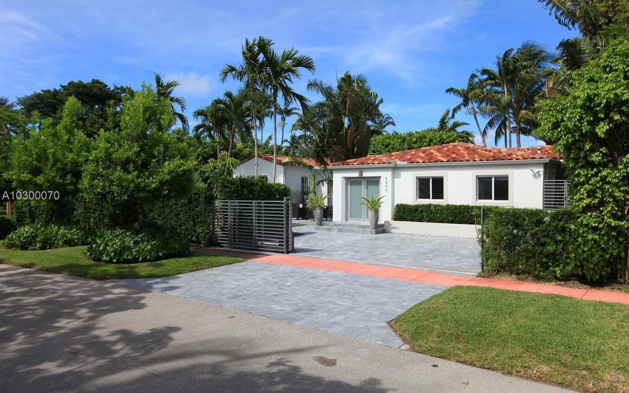 4490 Nautilus Dr