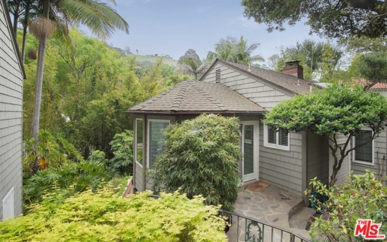 2359 Nichols Canyon Rd
