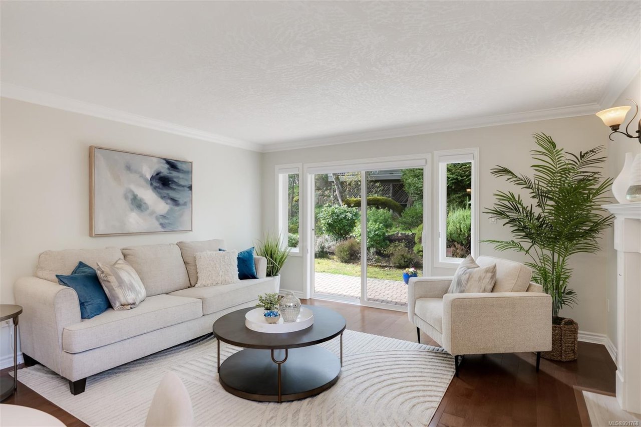 32-108 Aldersmith Pl