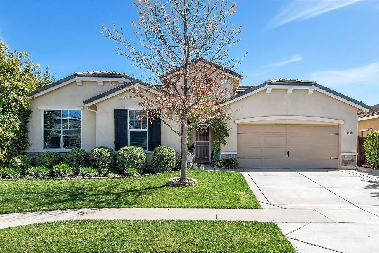 1557 Benvenito Ln