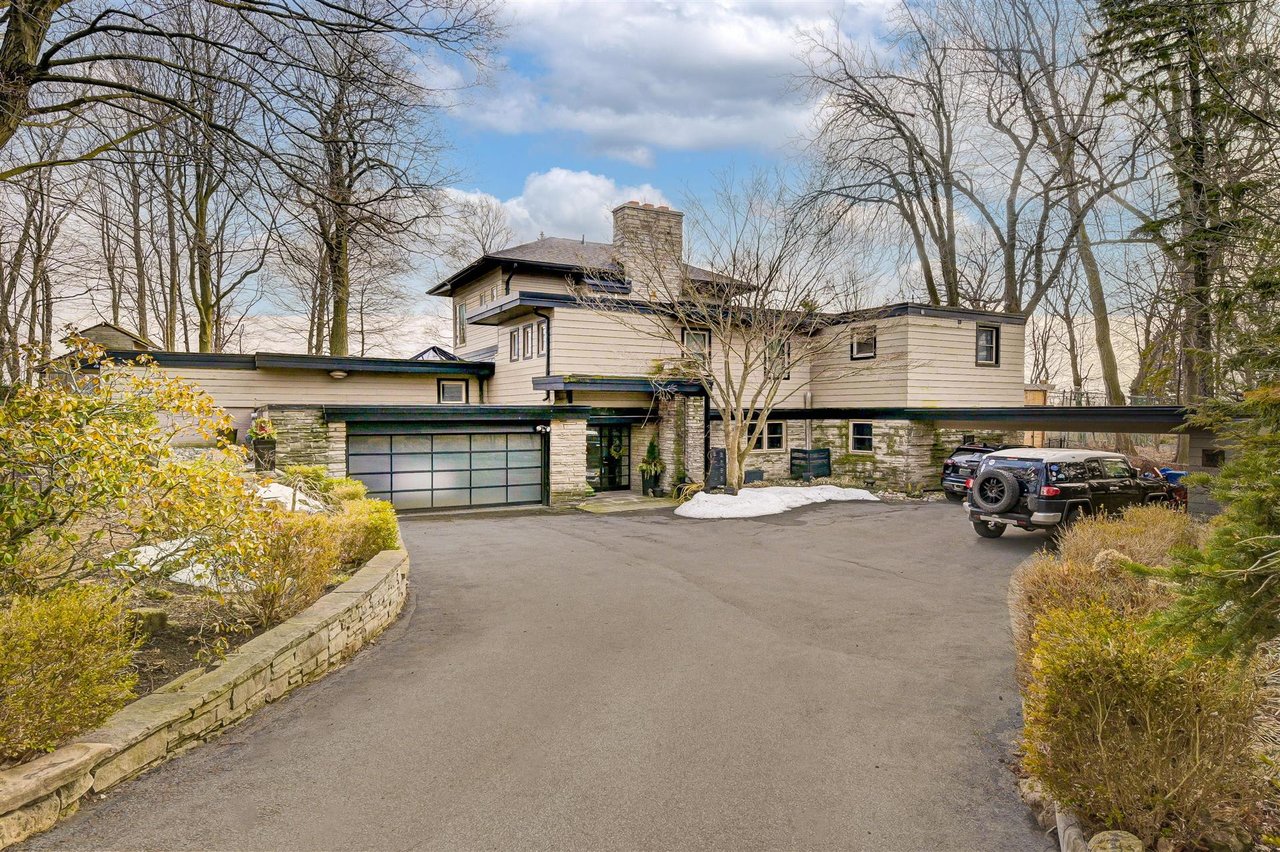 5 Lakehill Cres