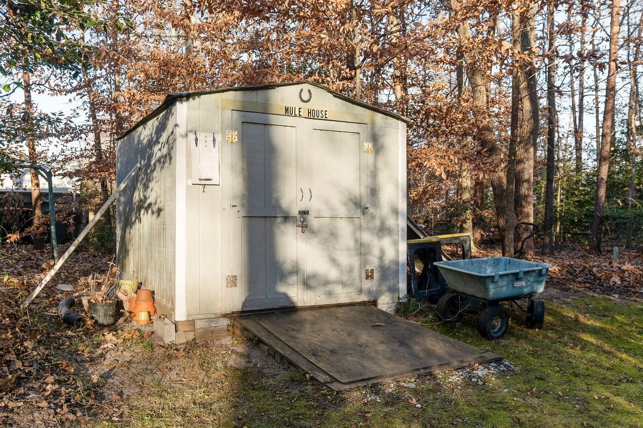 3531 Sherwood Bluff Way