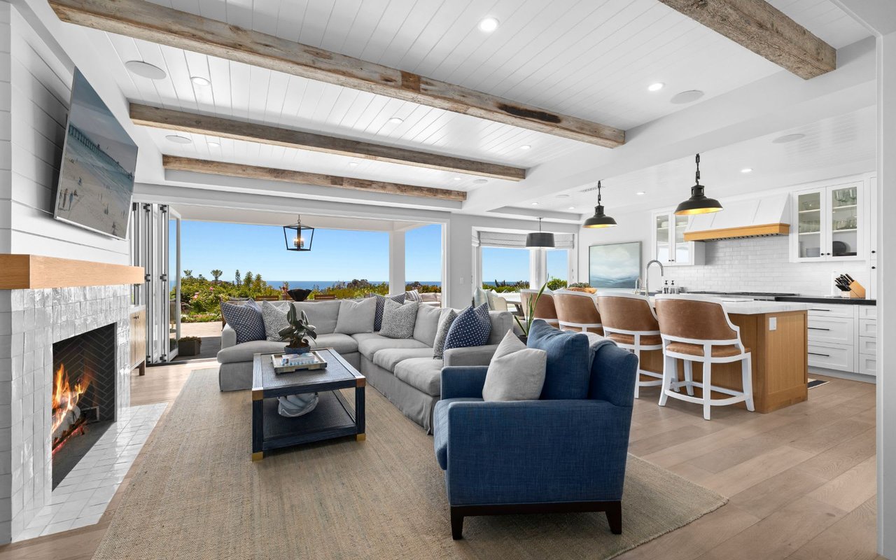 3809 Sandune Lane